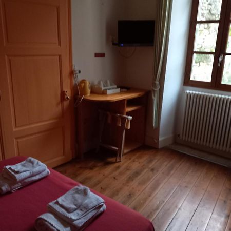 Chambre D'Hotes La Tour De Brazalem Nérac Buitenkant foto