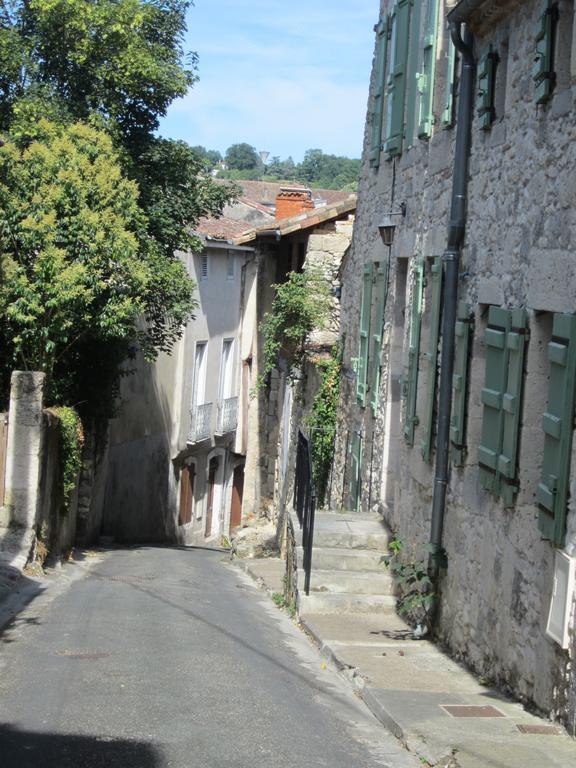 Chambre D'Hotes La Tour De Brazalem Nérac Buitenkant foto