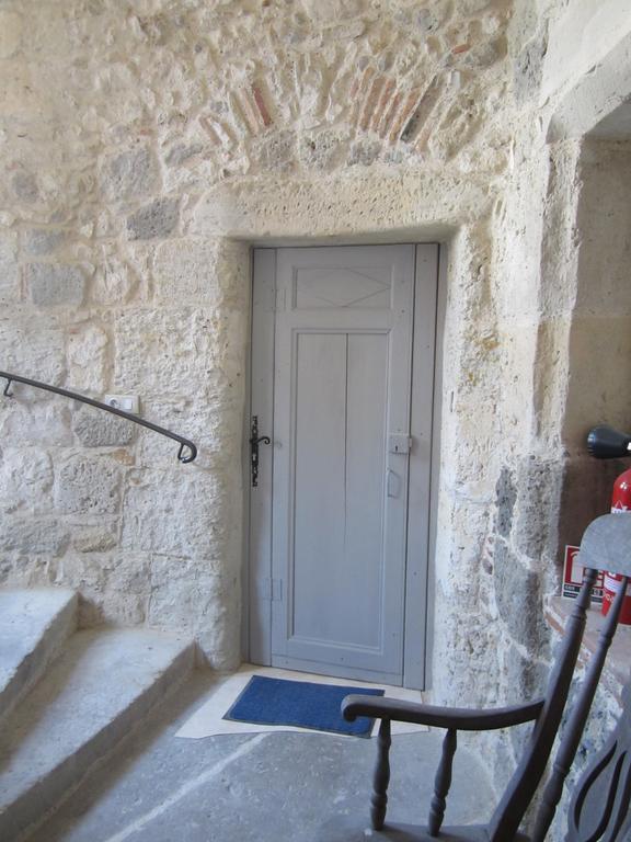 Chambre D'Hotes La Tour De Brazalem Nérac Kamer foto
