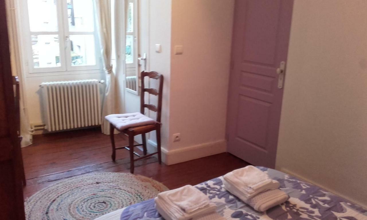 Chambre D'Hotes La Tour De Brazalem Nérac Buitenkant foto